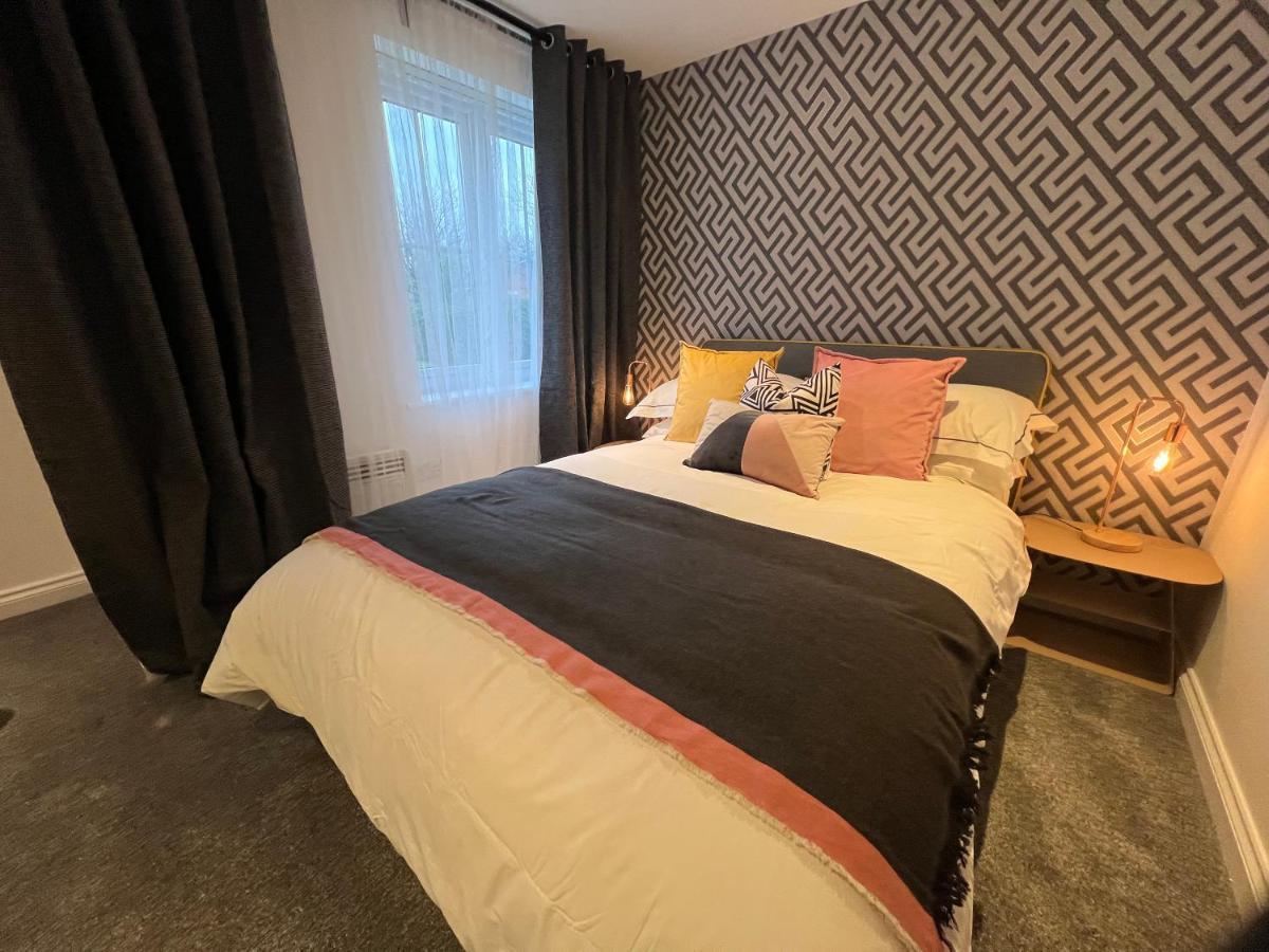 Modern 2 Bedroom Aesthetic Apt Manchester Ngoại thất bức ảnh